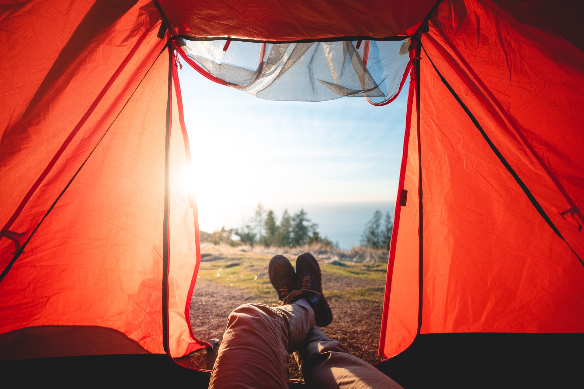 Essential Tips for a Successful Summer Camping Trip